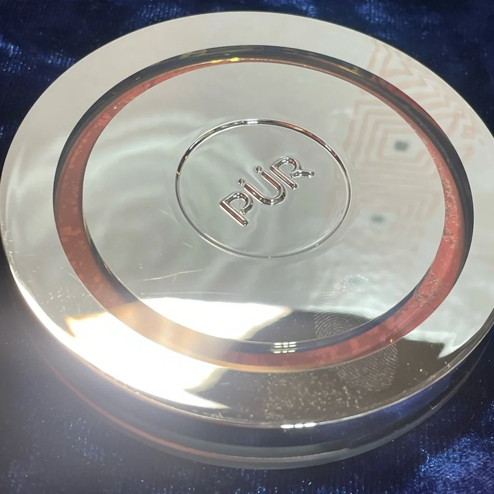 PUR Skin Perfecting Blushing Act Powder shade Berry Beautiful NWOB